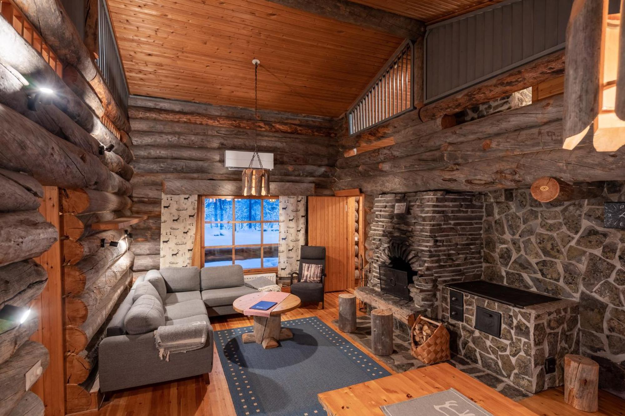Fell Centre Kiilopaeae, Hotelli Niilanpaeae Saariselkä Exteriör bild
